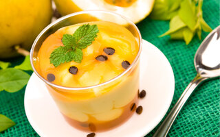 Mousse de maracujá alcoólico