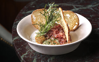 Cru Oyster Bar