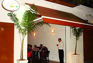 Imagem de destaque para The Garden Bar
