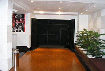 Imagem de destaque para Teatro dos Quatro