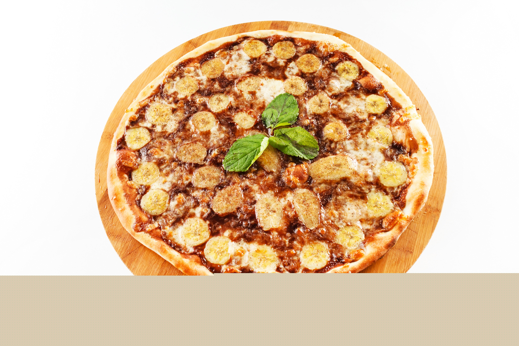 Pizza de banana com canela: bem quentinha